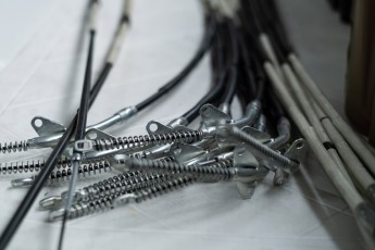 3-036-Convertible-Mercedes-250GD-Chalk-082098