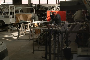 3-048-Convertible-Mercedes-250GD-Chalk-082098