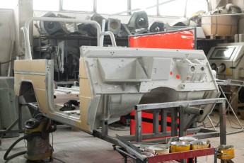 3-051-Convertible-Mercedes-250GD-Chalk-082098