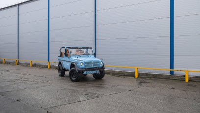 1-001-Convertible-Mercedes-GWagen-GulfBlue-088653