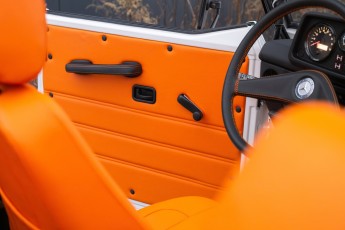 2B-061-Convertible-Mercedes-250GD-DiamondWhite-085419