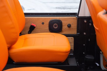 2B-064-Convertible-Mercedes-250GD-DiamondWhite-085419