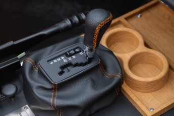 2B-067-Convertible-Mercedes-250GD-DiamondWhite-085419