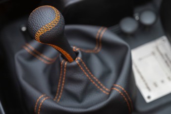 2B-068-Convertible-Mercedes-250GD-DiamondWhite-085419