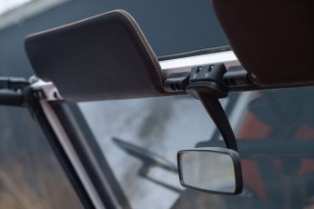 2B-069-Convertible-Mercedes-250GD-DiamondWhite-085419