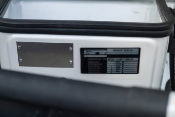 2B-096-Convertible-Mercedes-250GD-DiamondWhite-085419