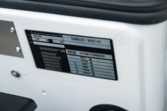 2B-097-Convertible-Mercedes-250GD-DiamondWhite-085419