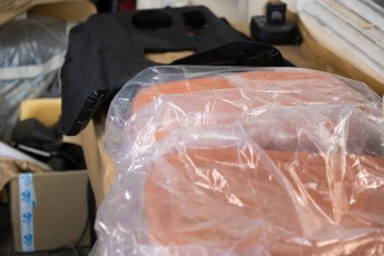 3-009-Convertible-Mercedes-250GD-DiamondWhite-085419