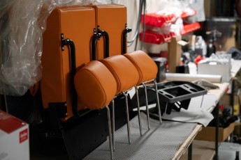 3-019-Convertible-Mercedes-250GD-DiamondWhite-085419