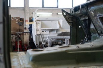 3-041-Convertible-Mercedes-GWagen-GulfBlue-088653