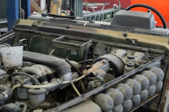 3-046-Custom-Mercedes-GWagon-White(031)-077676