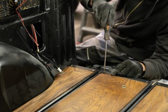 3-013-Custom-Mercedes-GWagon-VesuvioGrey-070041