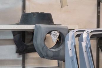 3-047-Custom-Mercedes-GWagon-VesuvioGrey-070041