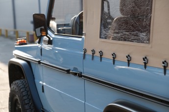 2B-022-Vintage-Mercedes-GWagon-GulfBlue-078148