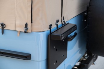 2B-023-Vintage-Mercedes-GWagon-GulfBlue-078148