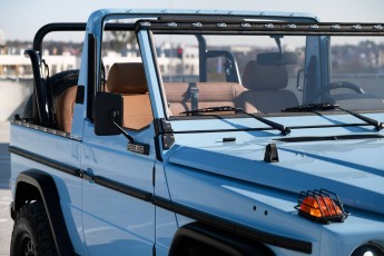 2B-037-Vintage-Mercedes-GWagon-GulfBlue-078148
