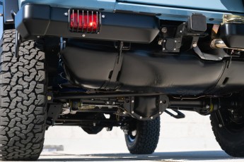 2B-054-Vintage-Mercedes-GWagon-GulfBlue-078148