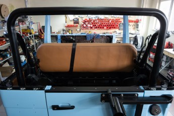 3-019-Vintage-Mercedes-GWagon-GulfBlue-078148