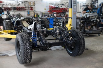 3-031-Vintage-Mercedes-GWagon-GulfBlue-078148