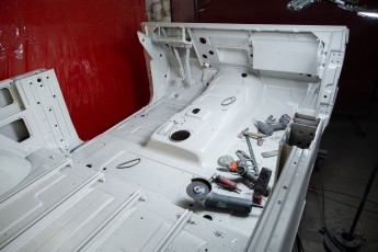 3-053-Vintage-Mercedes-GWagon-GulfBlue-078148