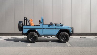 1-002-Convertible-Mercedes-250GD-ChinaBlue-067270