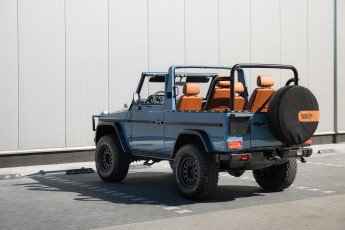 2B-012-Convertible-Mercedes-250GD-ChinaBlue-067270