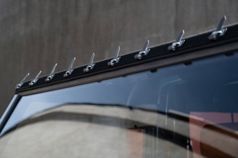 2B-025-Convertible-Mercedes-250GD-ChinaBlue-067270