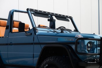 2B-032-Convertible-Mercedes-250GD-ChinaBlue-067270