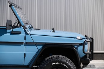 2B-040-Convertible-Mercedes-250GD-ChinaBlue-067270