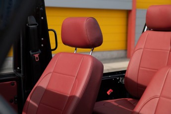 2B-049-Custom-Mercedes-GWagon-ObsidianBlack-068611