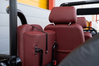 2B-070-Custom-Mercedes-GWagon-ObsidianBlack-068611