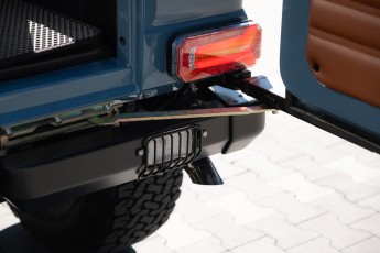 2B-073-Convertible-Mercedes-250GD-ChinaBlue-067270