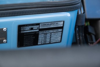 2B-091-Convertible-Mercedes-250GD-ChinaBlue-067270