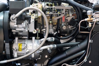 3-003-Convertible-Mercedes-250GD-ChinaBlue-067270