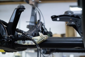 3-045-Convertible-Mercedes-250GD-ChinaBlue-067270