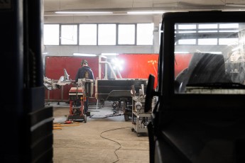 3-058-Custom-Mercedes-GWagon-ObsidianBlack-068611