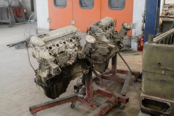 3-060-Convertible-Mercedes-250GD-ChinaBlue-067270