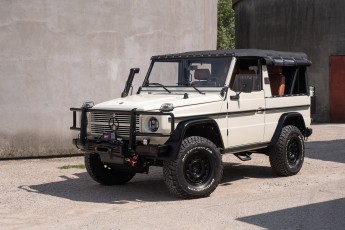 2B-017-Custom-Mercedes-GWagon-White-068140