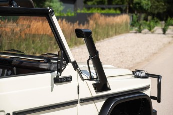 2B-023-Custom-Mercedes-GWagon-White-068140