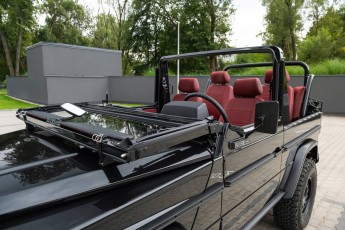 2B-029-Convertible-Mercedes-250GD-ObsidianBlack-070785