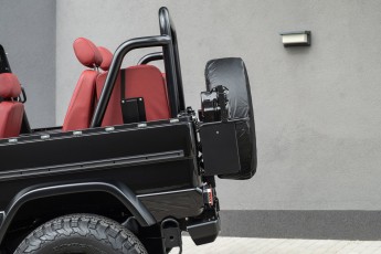 2B-034-Convertible-Mercedes-250GD-ObsidianBlack-070785