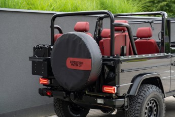 2B-046-Convertible-Mercedes-250GD-ObsidianBlack-070785