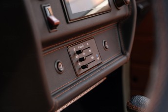 2B-072-Custom-Mercedes-GWagon-White-068140