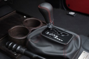 2B-088-Convertible-Mercedes-250GD-ObsidianBlack-070785