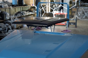 3-024-Convertible-Mercedes-250GD-ObsidianBlack-070785