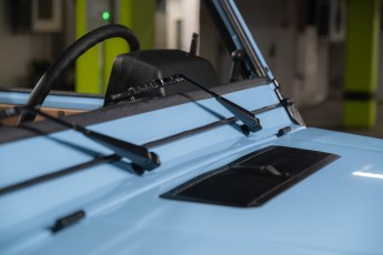 2A-028-Convertible-Mercedes-250GD-GulfBlue-083223