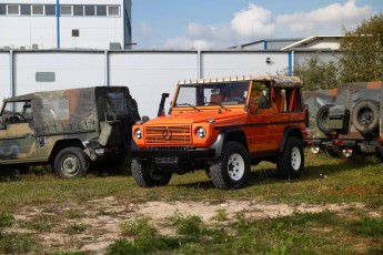 2B-022-Convertible-Mercedes-GWagen-MagmaBeamOrange-083485