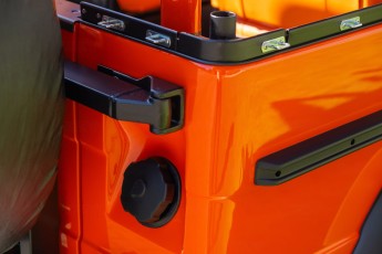 2B-034-Convertible-Mercedes-GWagen-MagmaBeamOrange-083485