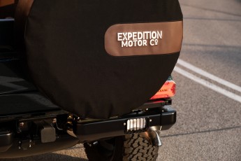 2B-055-Custom-Mercedes-GWagon-White-092213