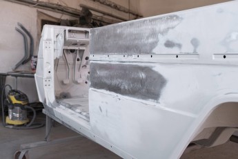 3-042-Custom-Mercedes-GWagon-White-092213